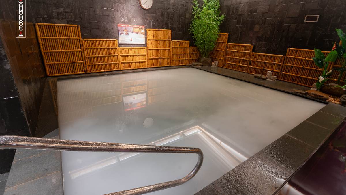 Bể lụa trong khu Onsen ở AMARE