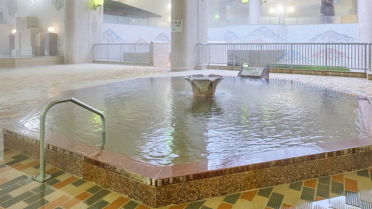 Khu tắm Onsen tại Noboribetsu, Nhật Bản
