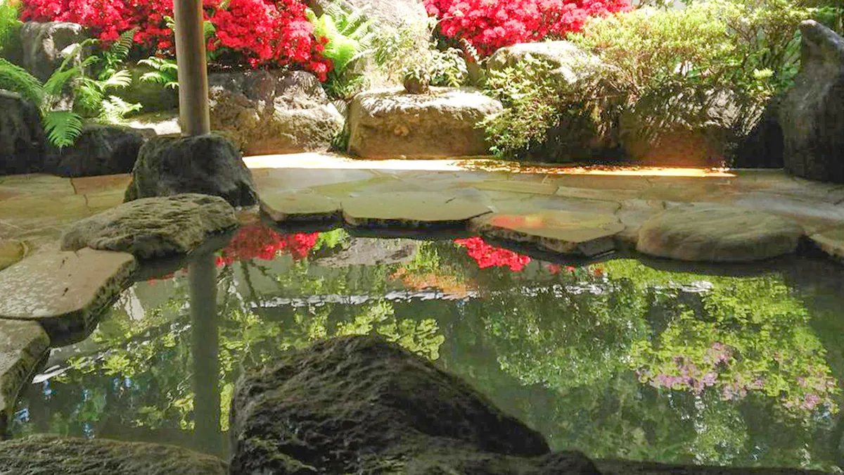 Khu tắm Onsen tại Hakone, Nhật Bản